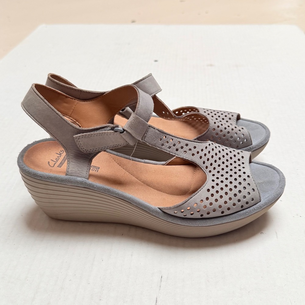 Clarks Collection Grey Perforated T-Strap Wedge Sandals 7W 261248405045